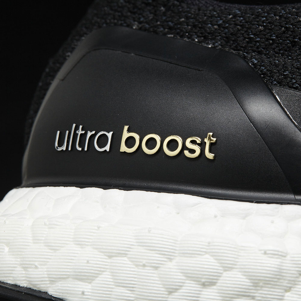 adidas UltraBOOST M black Мъжки маратонки BB3909